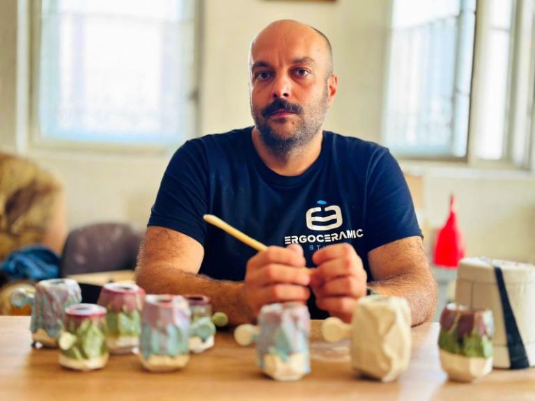 ErgoceramicStudio, locul unde terapia prin artă a devenit o mică afacere locală