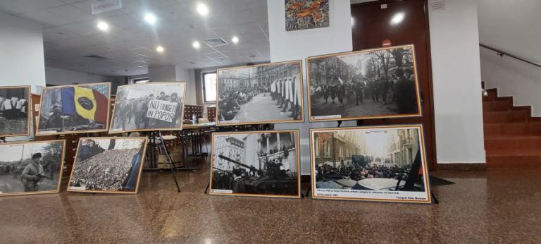„Anuarul Institutului Revoluției Române din Decembrie 1989″, prezentat la Biblioteca ASTRA