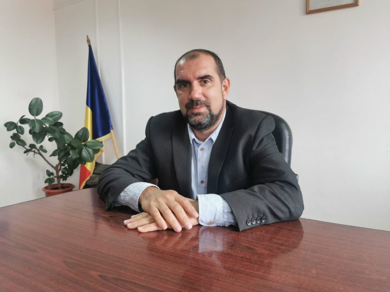INTERVIU Cosmin Adrian Roșu (AJOFM): „În Sibiu, astăzi, nu există o problemă ca persoanele care sunt disponibilizate să își găsească un alt loc de muncă”
