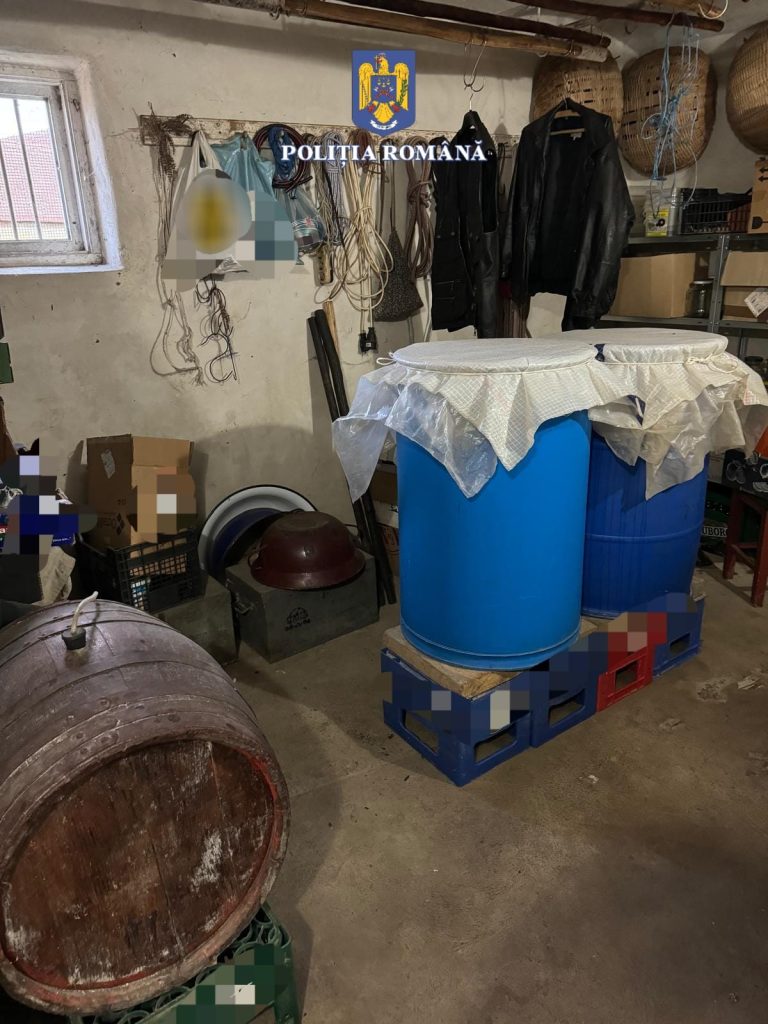 ULTIMA ORĂ/FOTO: Polițiștii sibieni au confiscat peste 1.000 de litri de băuturi spirtoase. Un bărbat a fost reținut