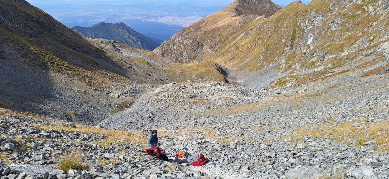 Două intervenții pentru Salvamont Sibiu în ultimele 24 de ore. 11 persoane au fost salvate în țară, două au decedat