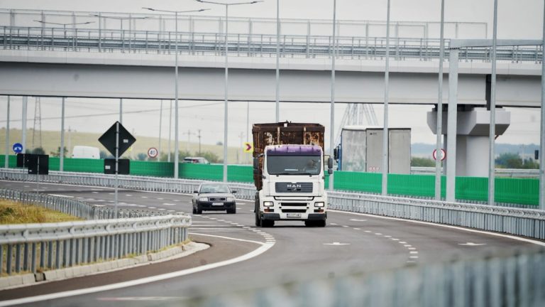 Sisteme de supraveghere pe autostrăzile și drumurile naționale din România. Ce date vor avea autoritățile