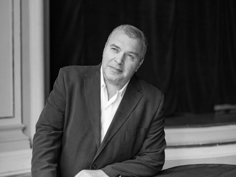 „Premiile Constantin Chiriac” ating ediția a X-a: „Bătălia mea este ca fiecare câștigător să urmeze liceul și să ajungă la o facultate„