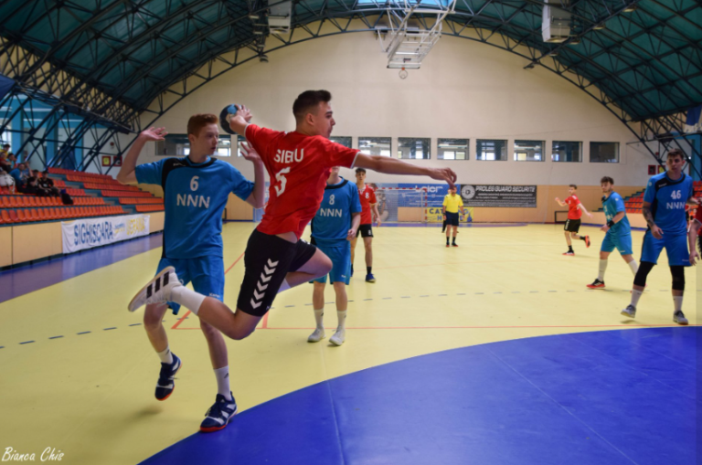 Sportivii Clubului Școlar Sibiu, gata de provocările Campionatului Național J II