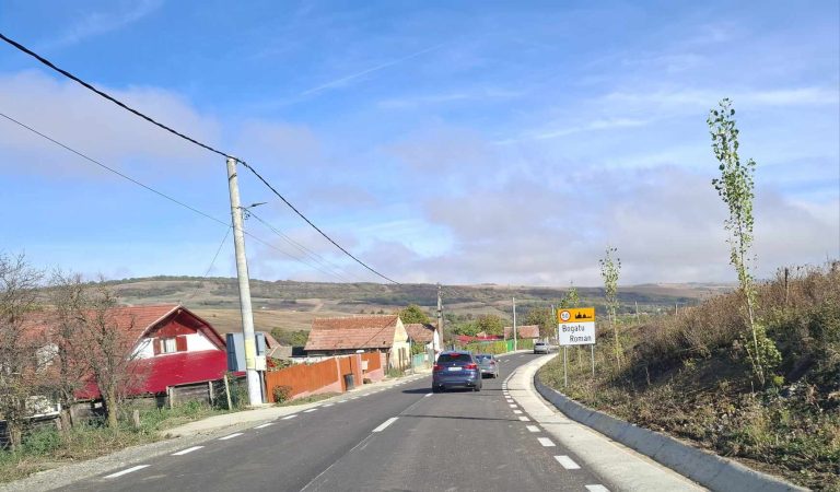 Foto: Drumul județean 141 C Broșteni-Bogatu, modernizat cu șase luni înainte de termen