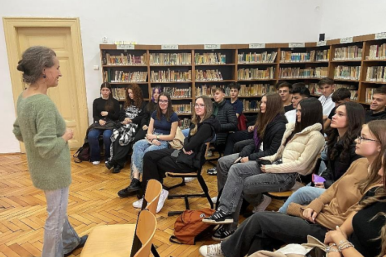 Noii Cineaști: Multimedia în Inovație și Marketing,Produs în Sibiu