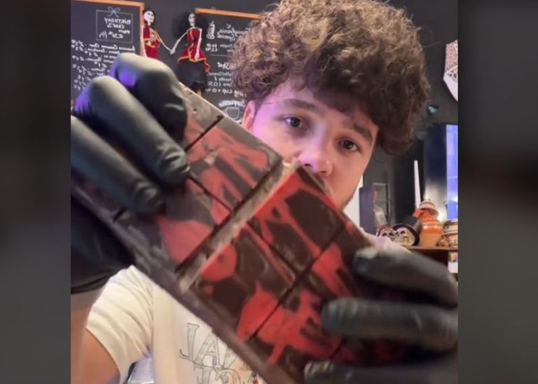 FOTO: Adio ciocolata Dubai. A apărut Ciocoliva, o combinație între colivă și ciocolată