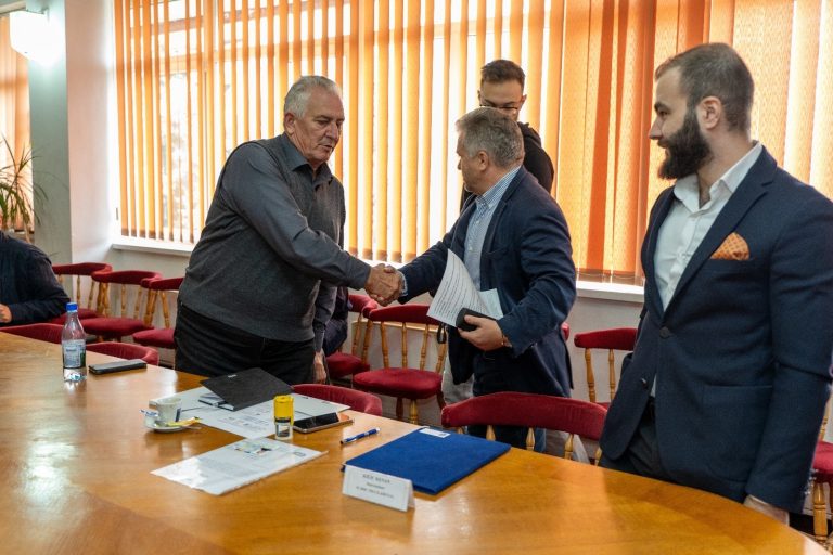 FOTO/VIDEO: 16 autobuze electrice vor fi cumpărate pentru transportul în Mediaș și zona de nord a județului