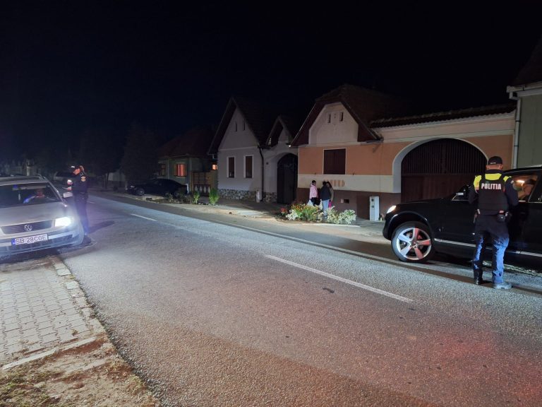 FOTO/VIDEO: Zeci de polițiști au descins în Săliște, Miercurea Sibiu și localitățile din zonă