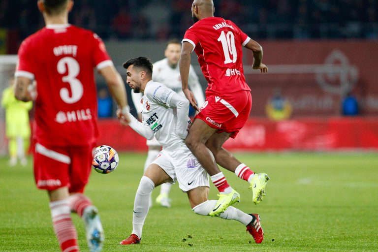 FOTO: Încotro, FC Hermannstadt? Sibienii pierd și cu Dinamo iar viitorul sună foarte rău