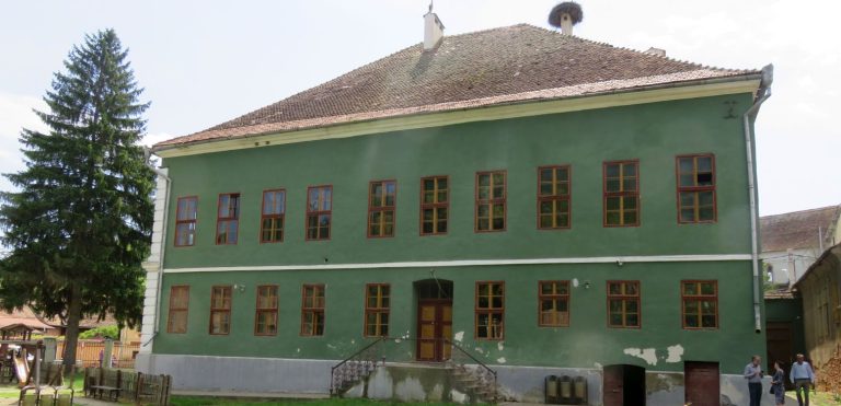 Educația din Biertan primește un impuls: Reabilitarea unei școli cu ajutorul fondurilor nerambursabile