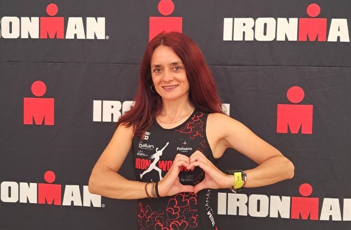 Kiki Teodorescu, la a doua competiție Ironwoman, la Barcelona. Kiki Ironwoman sprijină cauza lui Eduardo