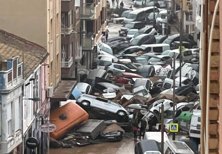 ULTIMA ORĂ: Încă doi români decedați în inundațiile din Spania