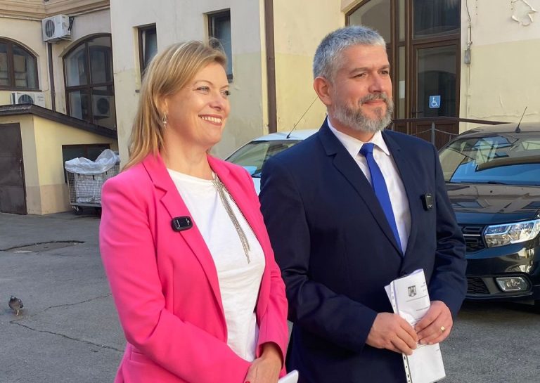 Partidul DREPT Sibiu merge la alegerile parlamentare cu Elena Lotrean și Marius Vulcan
