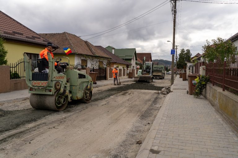 FOTO/VIDEO: A început reabilitarea străzii Marțian Negrea