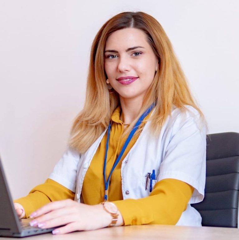 Dr. Roxana Burcea despre depresia cu tipar sezonier. Cum ne influențează anotimpurile reci sănătatea mintală