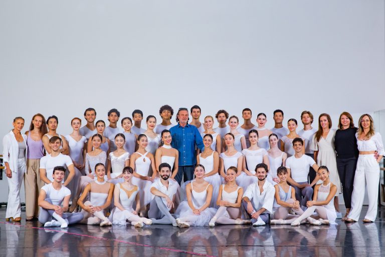 „DinDor’NdoR”, cu premiera în FITS, deschide stagiunea 2024-2025 la Teatrul de Balet Sibiu