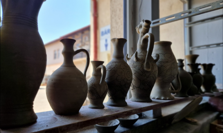 Olărit și tradiție la Muzeul ASTRA: Ateliere interactive de ceramică Marginea și Horezu