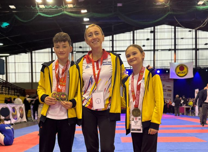 Roxana Bonta, câștigătoarea cu dublu rol la Campionatul European de Karate din Polonia