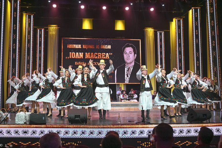 Miercuri începe Festivalul Național de Folclor Ioan Macrea. Toate biletele s-au vândut în 38 de minute