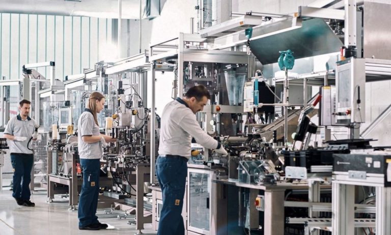 Un producător german important va muta producția în România și Slovacia