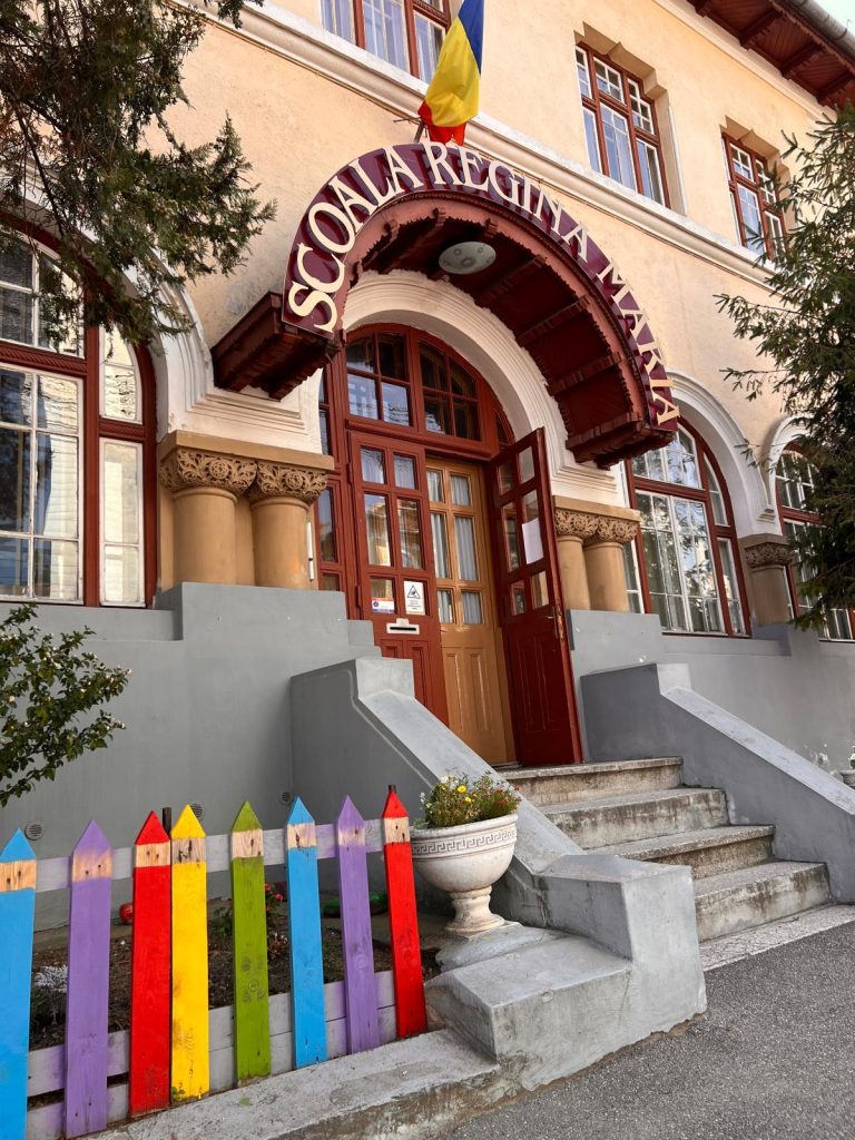 Precizare privind constituirea formațiunilor de studiu la Școala Gimnazială „Regina Maria” Sibiu