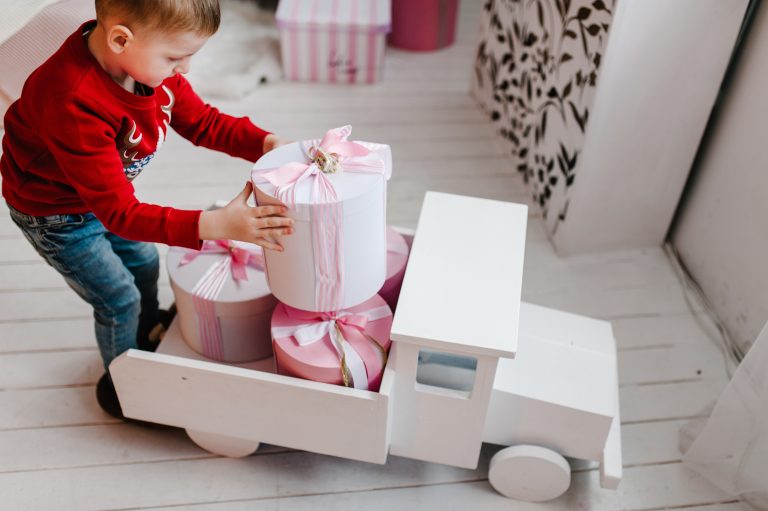 Cauți cadouri pentru copiii tăi? Aceasta va fi o mare surpriză