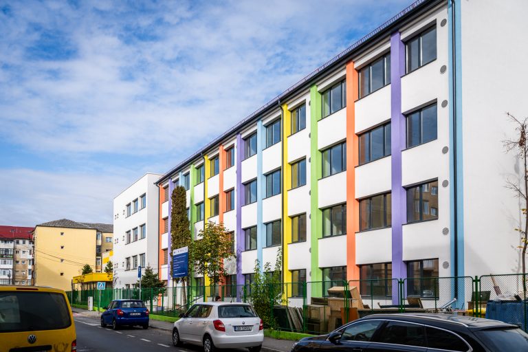 Progres în lucrările de modernizare pentru eficientizarea energetică la școlile sibiene N. Iorga, Regele Ferdinand și Școala nr. 25