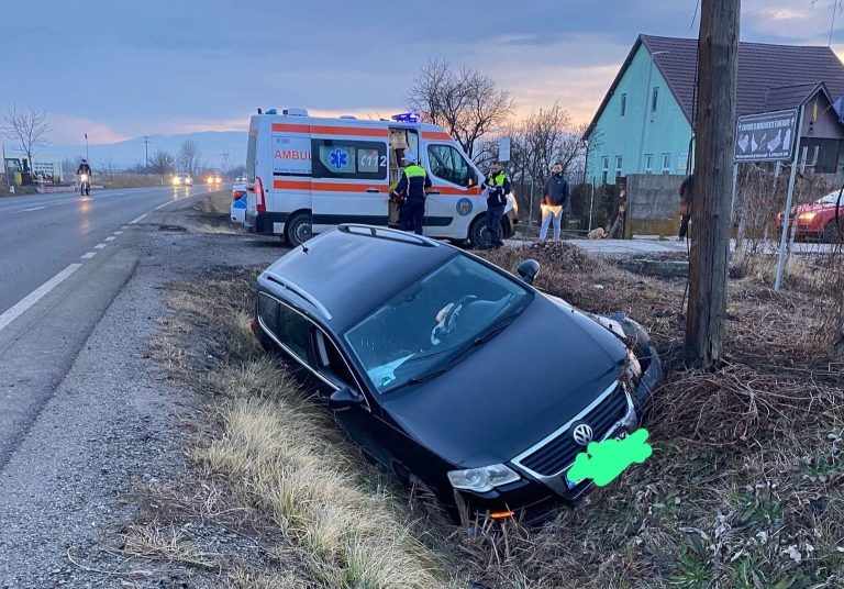 ULTIMA ORĂ/FOTO: Doi răniți într-un accident rutier la ieșirea din Sibiu