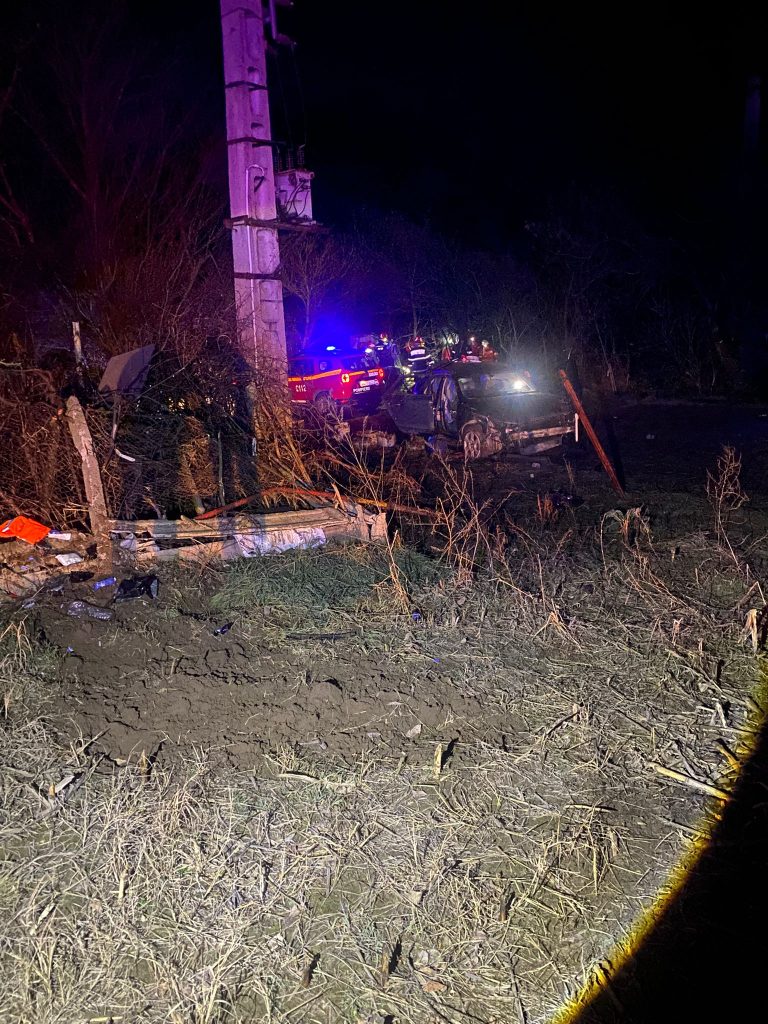 ULTIMA ORĂ/FOTO: Accident mortal în județul Sibiu. Un tânăr de 28 de ani și-a pierdut viața
