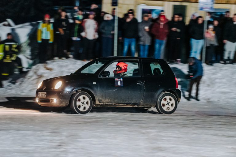 Arena Drift 2024: 30 de concurenți s-au întrecut în drifturi pe zăpadă