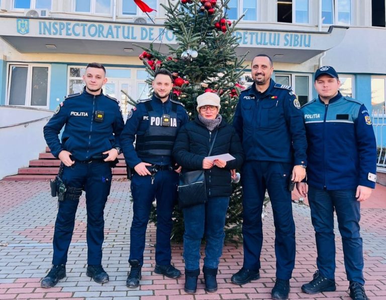 FOTO: Gest minunat al polițiștilor sibieni pentru o femeie care a rămas fără banii de sărbători