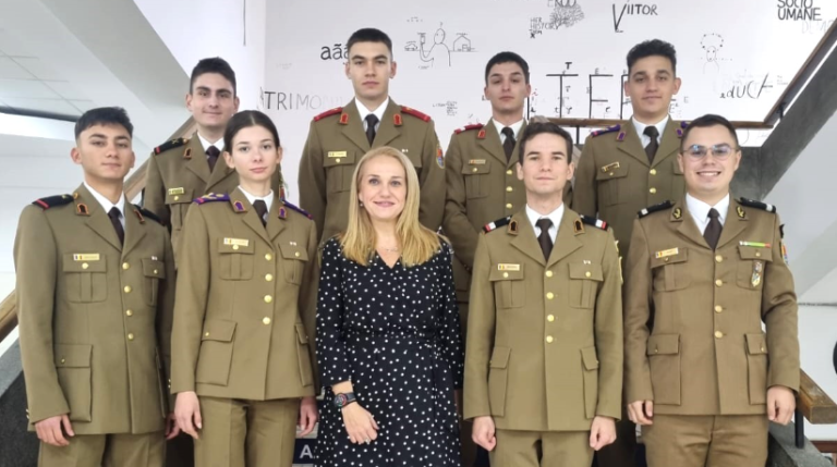 Cadeții Academiei Forțelor Terestre din Sibiu obțin rezultate bune la Concursul de Traduceri al ULBS