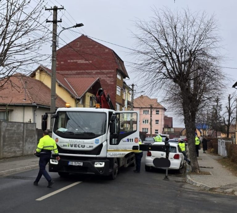 ULTIMA ORĂ/FOTO: Mașini ridicate și amenzi de sute de lei în Sibiu
