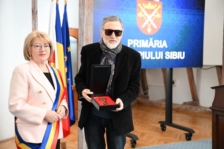 Prof. univ. dr. Sabin Adrian Luca, onorat cu cheia orașului Sibiu pentru contribuțiile sale culturale