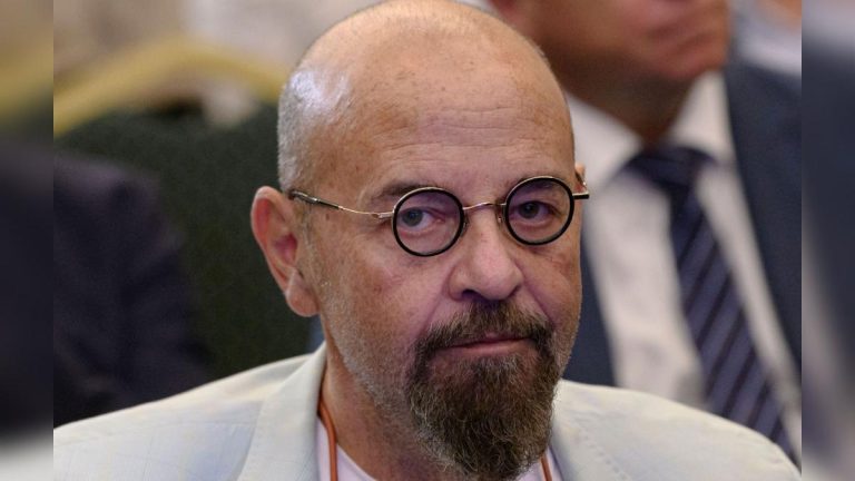 Piedone primește 100.000 de euro daune morale din partea statului pentru Dosarul Colectiv