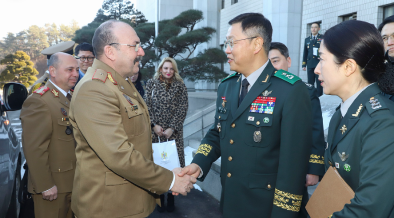 Academia Forțelor Terestre din Sibiu a semnat un memorandum de cooperare cu Academia Militară din Seul