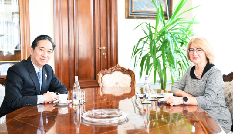 Ambasadorul Japoniei vizitează Sibiul și întărește relațiile culturale