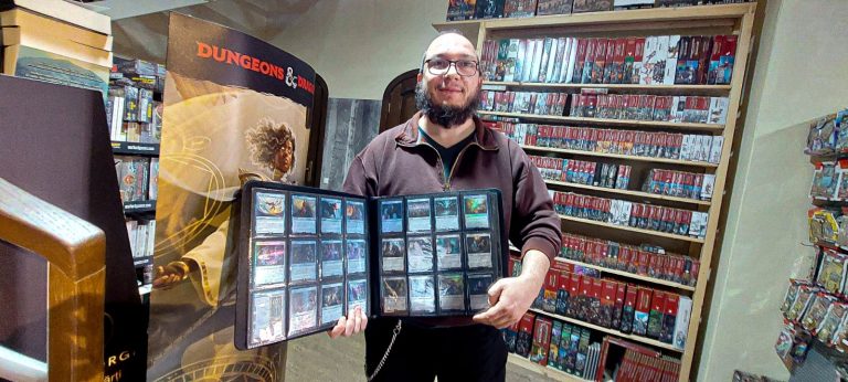 Sebastian Herișanu, despre pasiunea colecționării de cartonașe (trading card game-uri). Se vând și cu sute de mii de euro