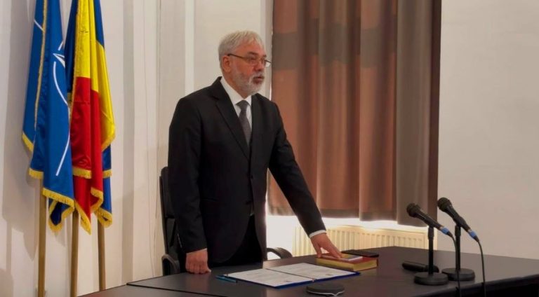 Noul subprefect al Sibiului a fost investit în sistem… videoconferință