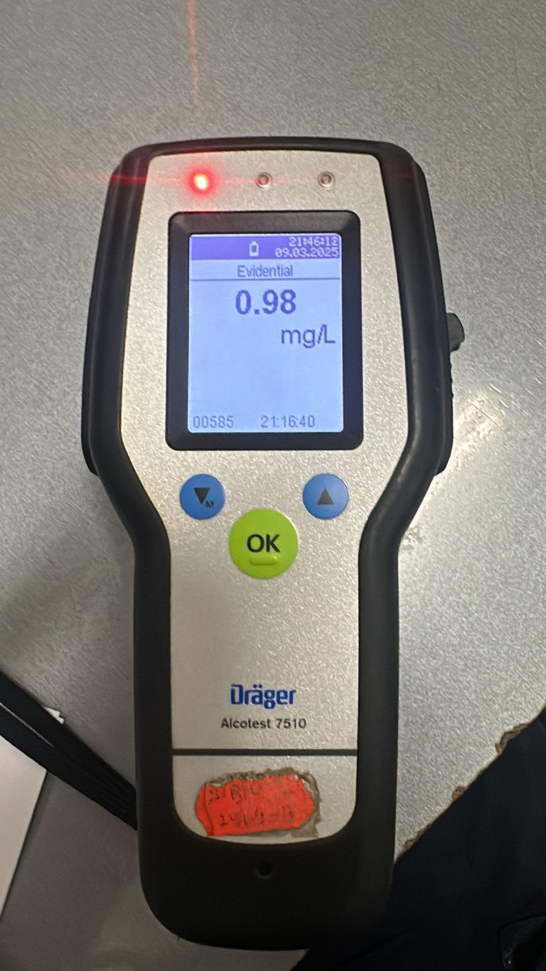 FOTO: Un sibian băut a provocat un eveniment rutier, duminică seara