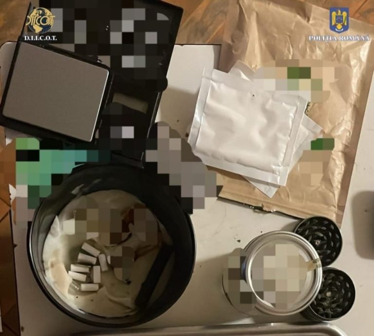FOTO: 3 sibieni reținuți pentru trafic de droguri de mare risc