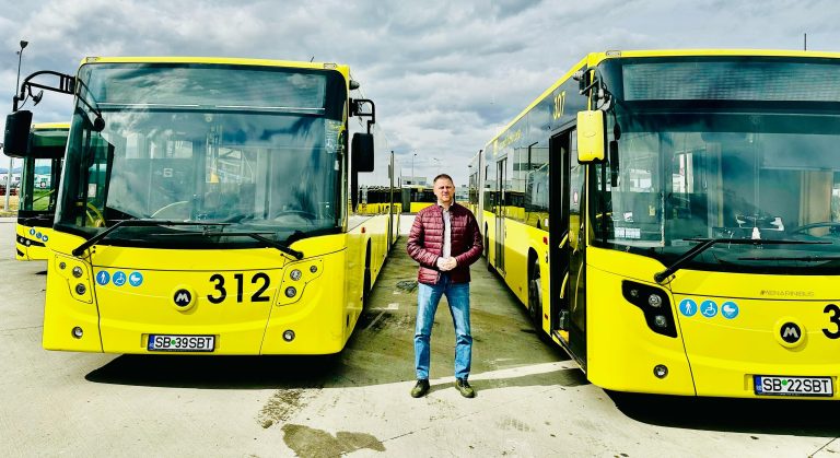 INTERVIU. Aproximativ 130 de autobuze deservesc zilnic Sibiul. Municipiul, în top 5 național în ceea ce privește standardul de calitate