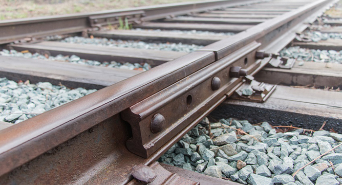 VIDEO: Euronews România despre bătaia de joc a „reabilitării” căii ferate între Ocna Sibiului și Loamneș