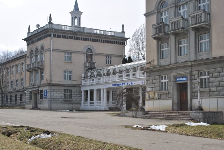 Un colos al industriei românești din perioada comunistă se închide. Angajații vor fi concediați