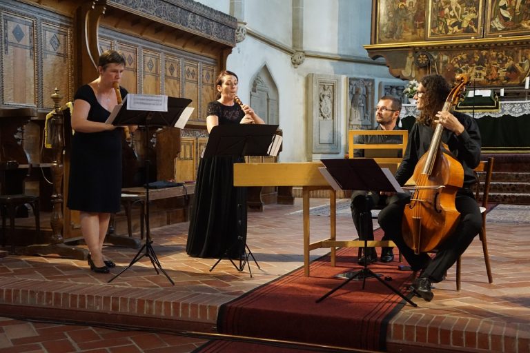 Preoții, organiștii și administratorii Parohiei Evanghelice CA Mediaș vor alerga la Maratonul Internațional Sibiu