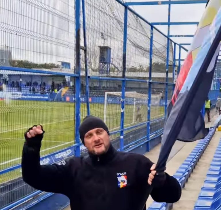 FOTO/VIDEO: Atașament total. Un suporter FC Hermannstadt a mers cu bicicleta la Constanța, la meciul cu Farul