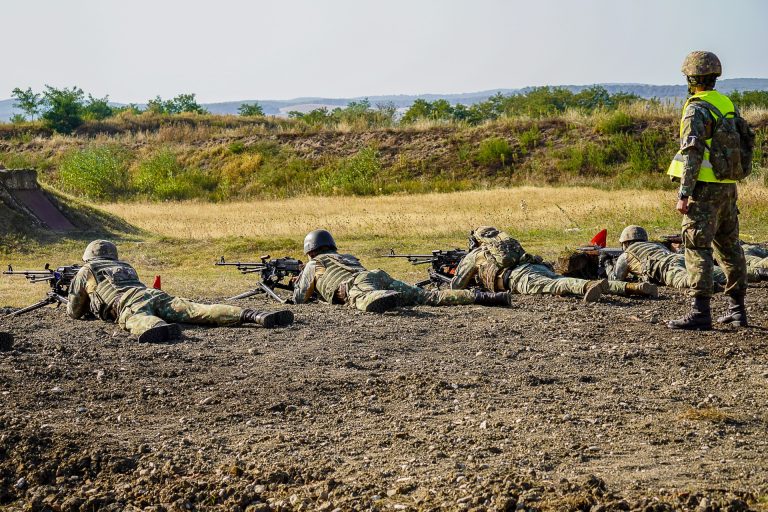 Trageri în Poligonul Poplaca în această lună