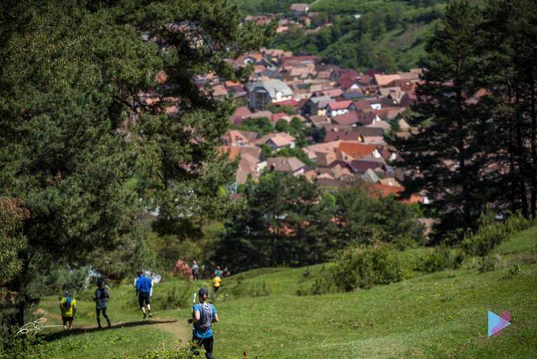 Urme pe PLAY, la start