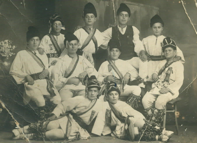 Junii Sibiului este primul ansamblu folcloric din România